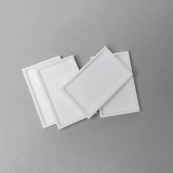 Machinable ceramic plates — view 2 Machinable ceramic plates — reference component view 2